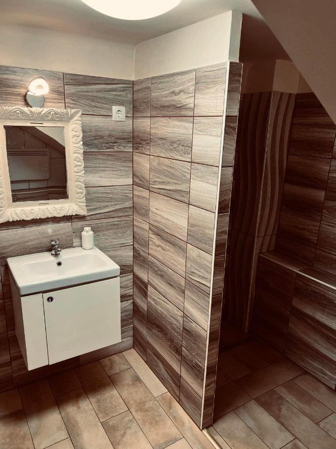 Best Price Guesthouse Seghedin Exterior foto